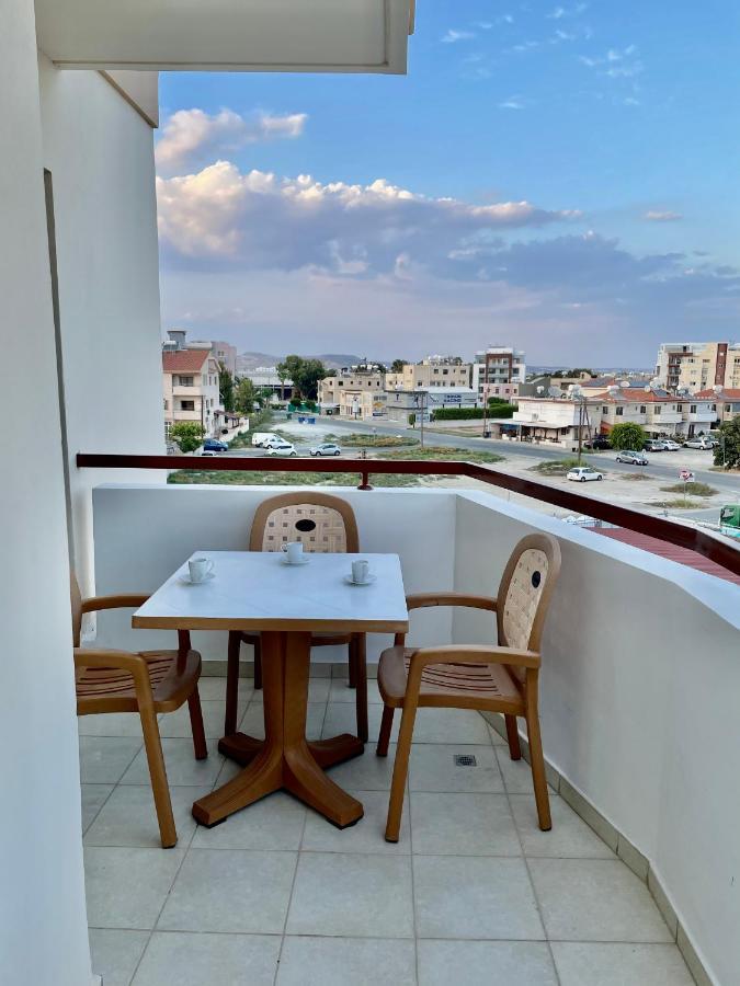 Apartament Cyprus Penelope Larnaca Zewnętrze zdjęcie